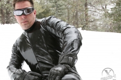 gay_leather_snowboard_068